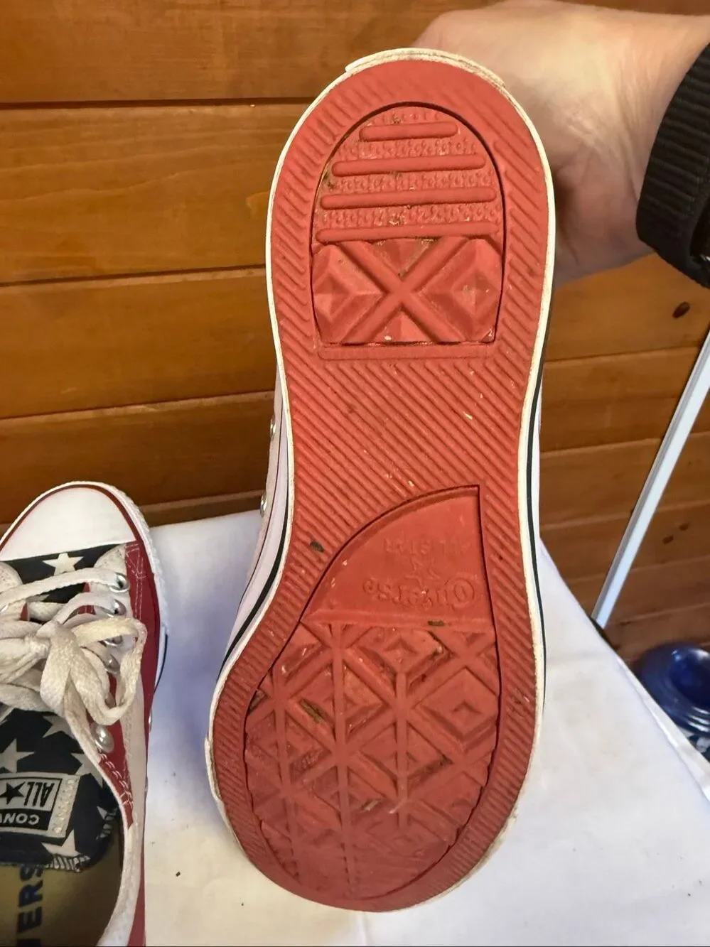 Converse Unisex Chuck Taylor All Star  sneakers  American flag Woman’s Sz 7